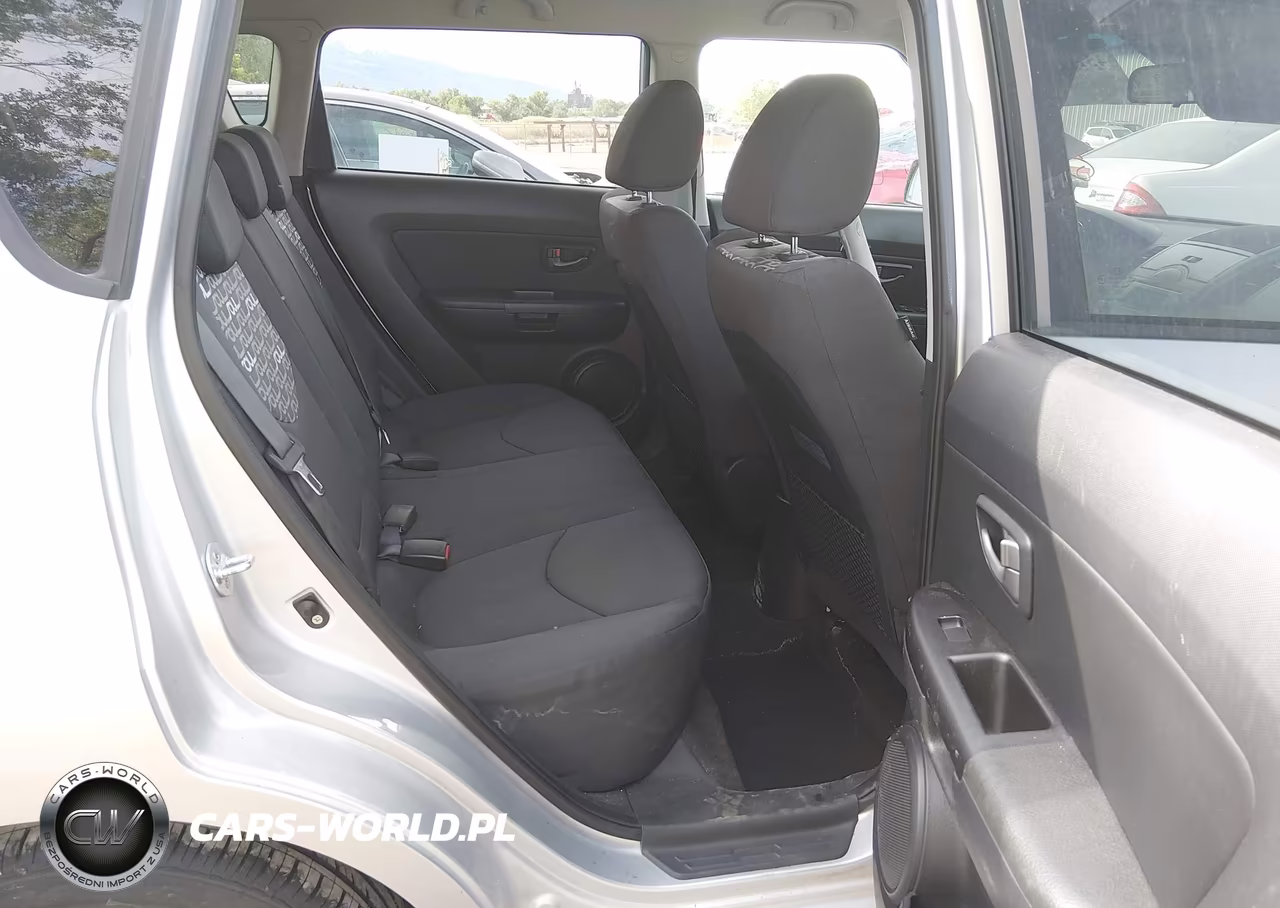 2010 Kia Soul + VIN:KNDJT2A29A7702902 - 8