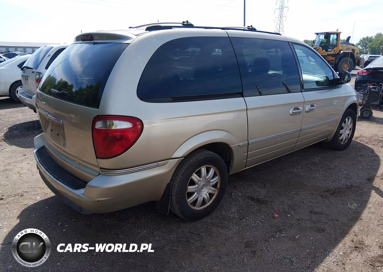 2005 Chrysler Town & Country Touring VIN:2C4GP54L35R433370 - 4