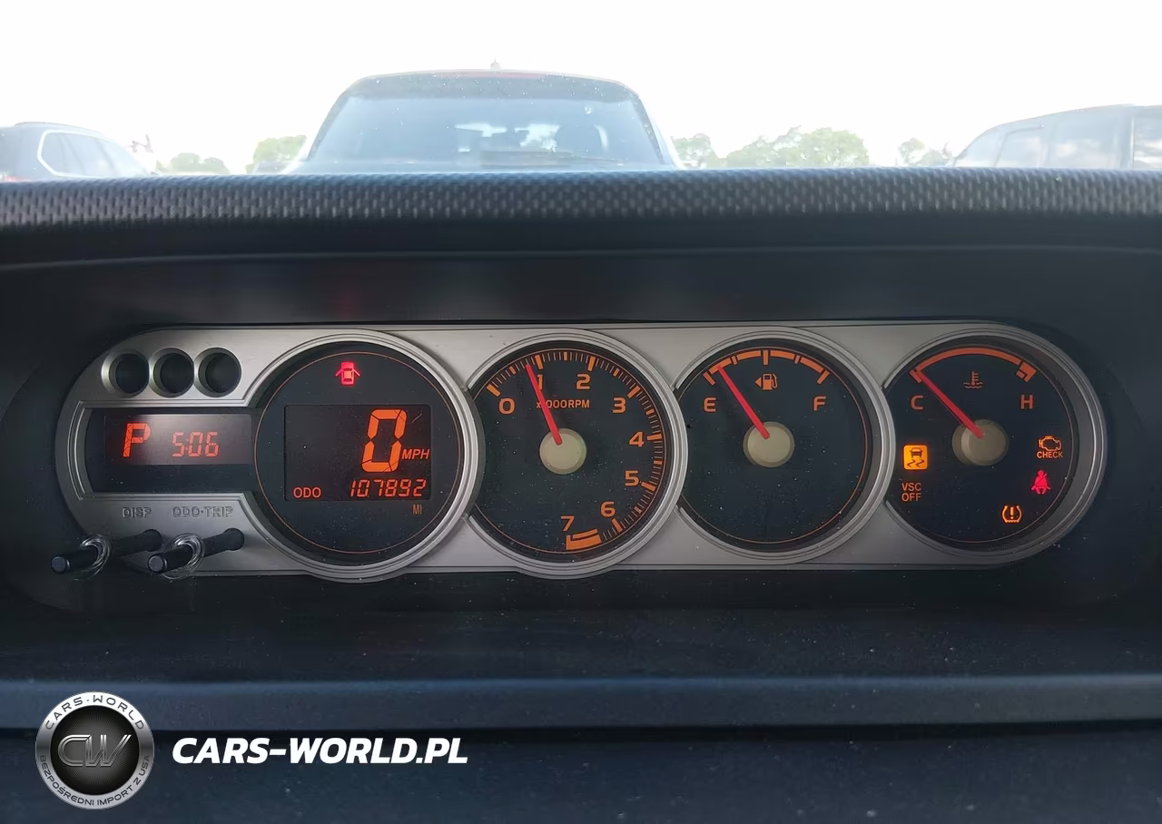 SCION XB VIN:JTLKE50E081052855 - 7