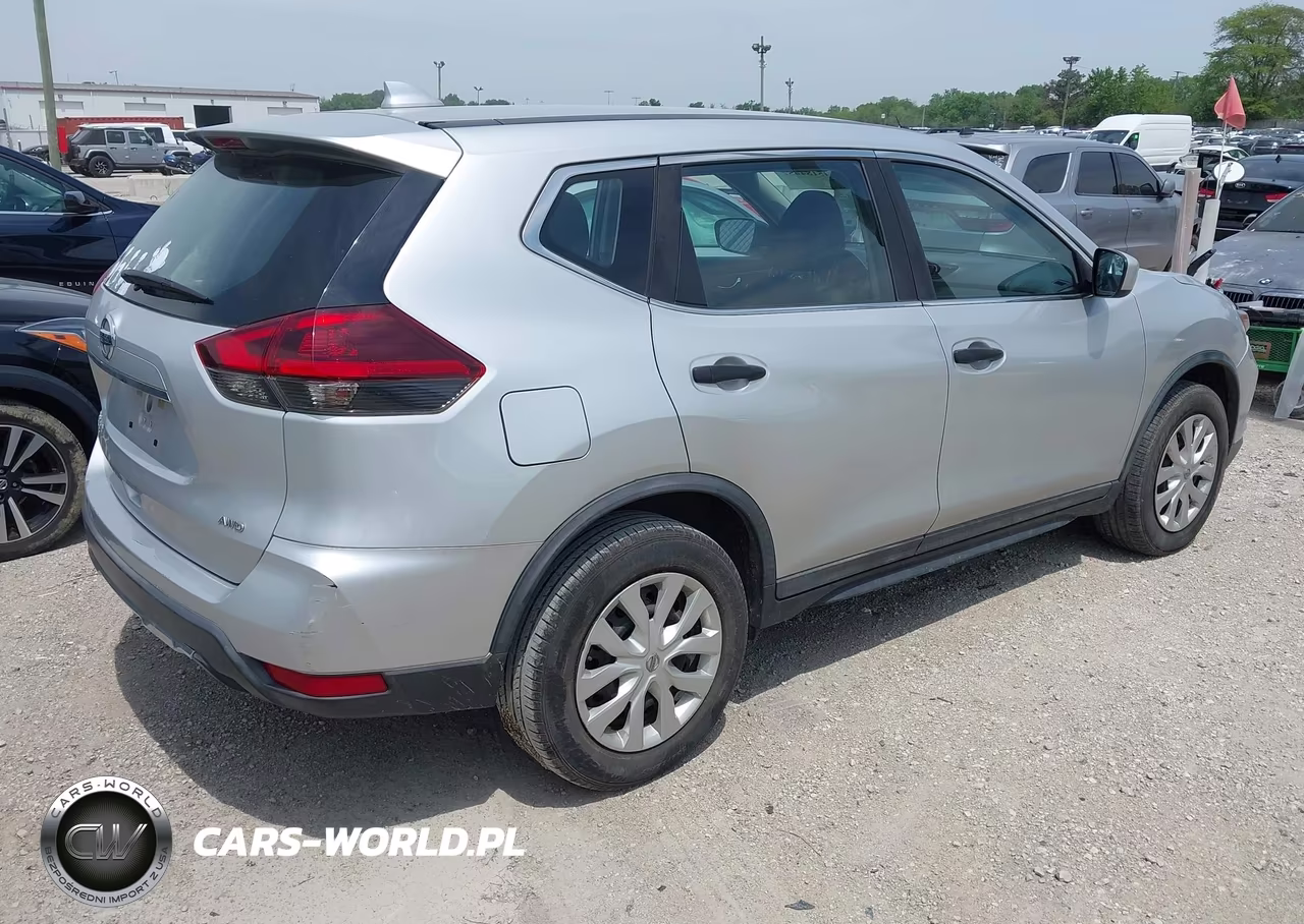 2018 Nissan Rogue S VIN:KNMAT2MV9JP550545 - 4