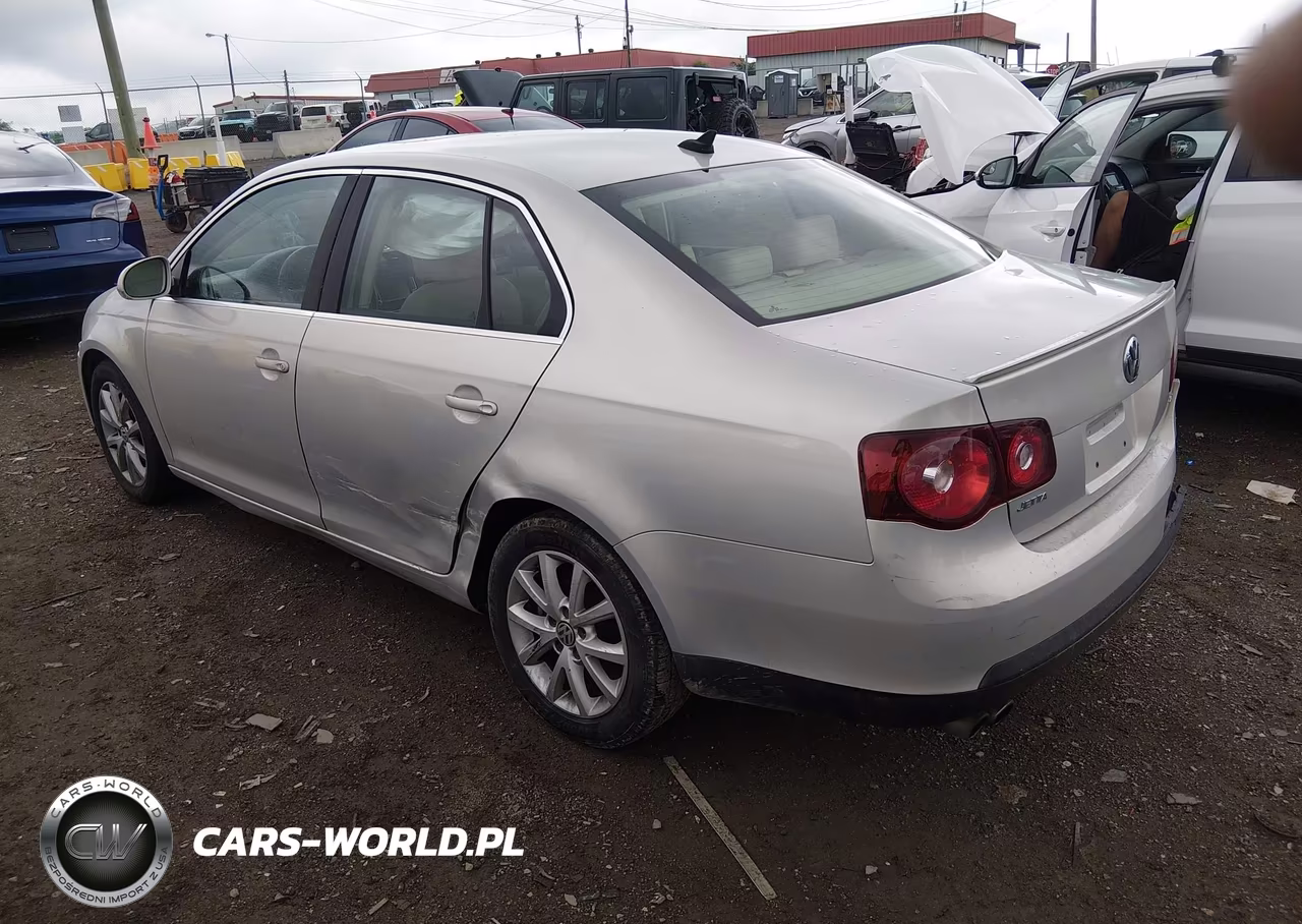 2010 Volkswagen Jetta Se VIN:3VWRX7AJ9AM025137 - 3