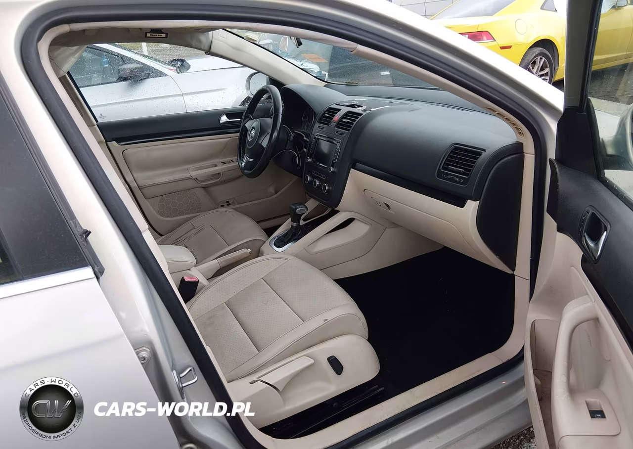 2010 Volkswagen Jetta Se VIN:3VWRX7AJ9AM025137 - 5