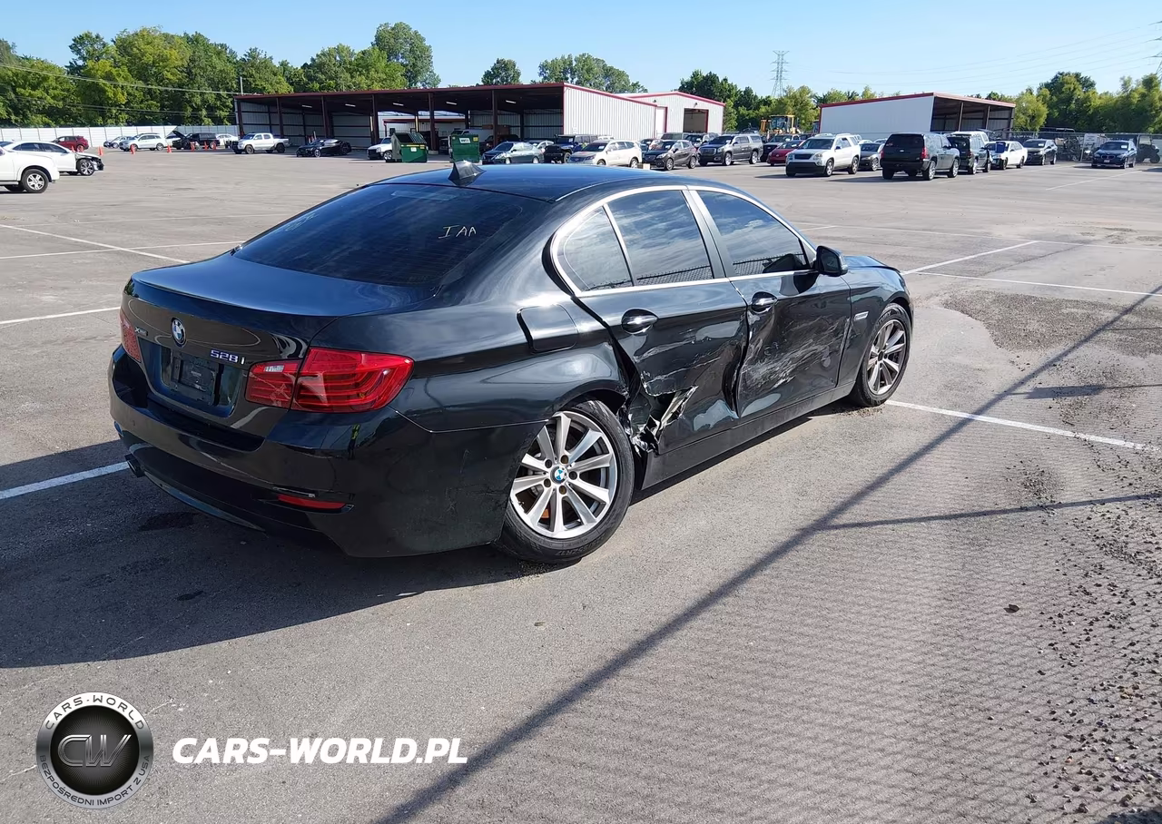 2015 BMW 528I xDrive VIN:WBA5A7C50FD622101 - 4