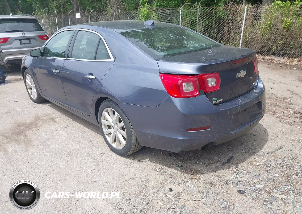 2015 Chevrolet Malibu 1Lz VIN:1G11F5SL9FF158486 - 3