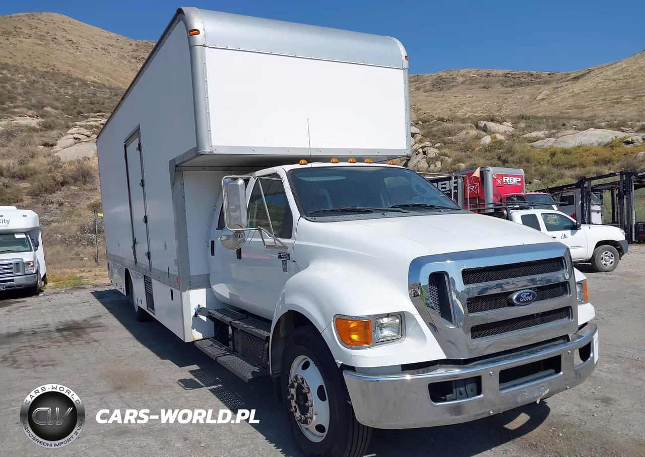 2013 Ford F-650 Xl-Xlt