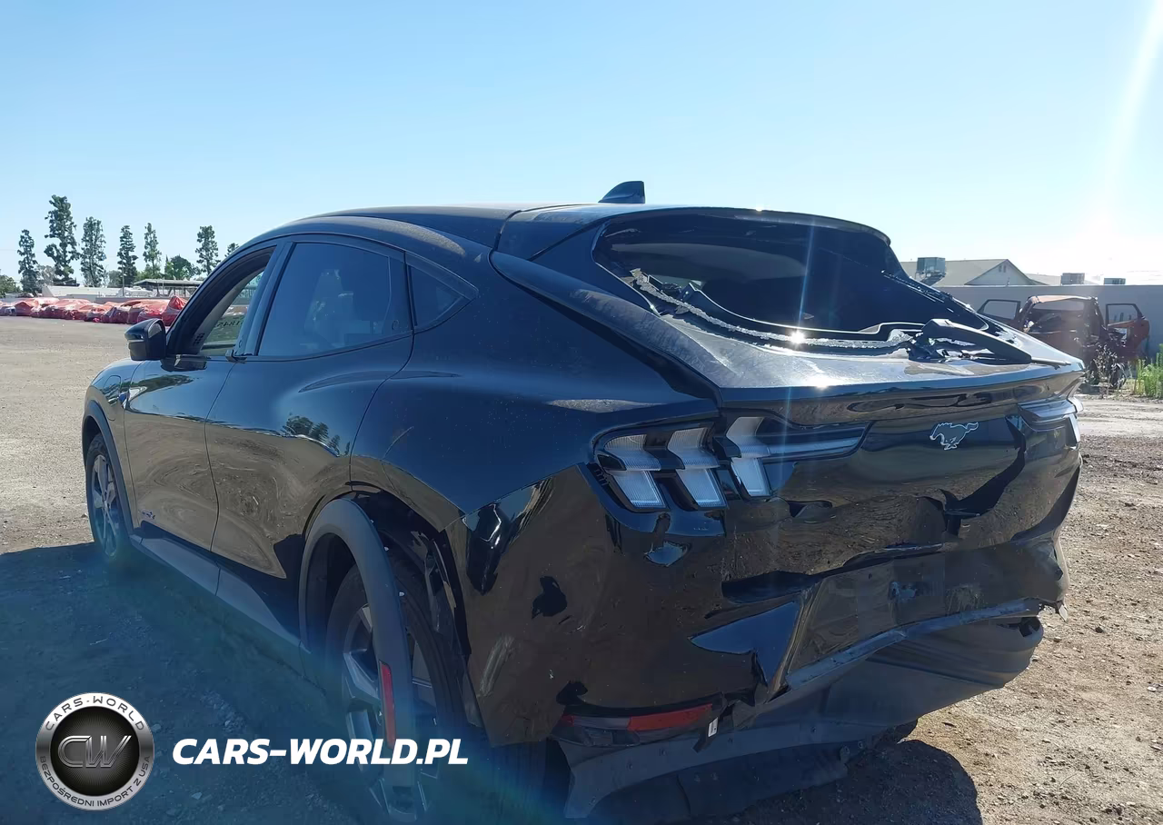 2022 Ford Mustang Mach-E Select VIN:3FMTK1RMXNMA28388 - 3