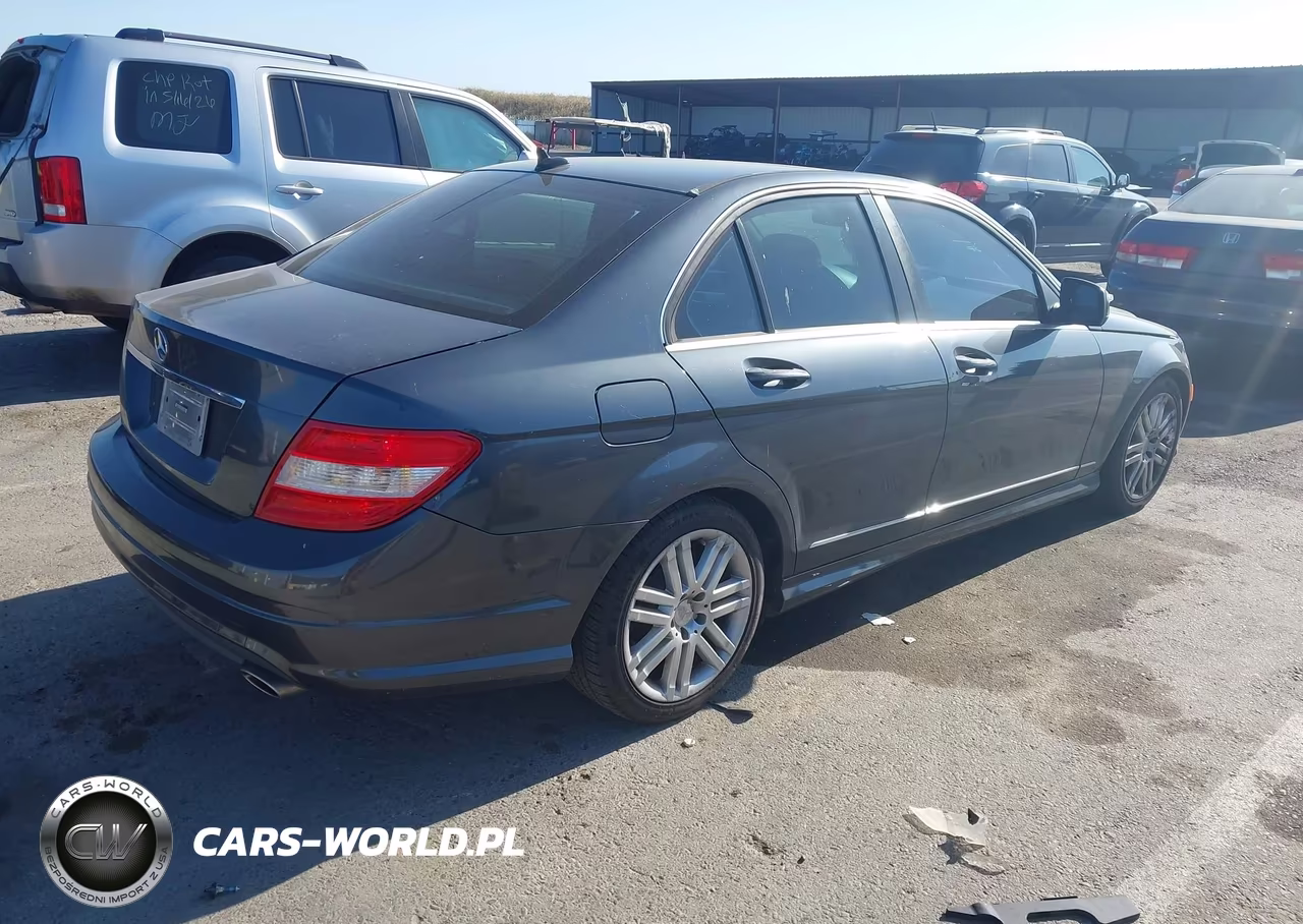 2008 Mercedes-Benz C 300 Sport VIN:WDDGF54XX8F177123 - 4