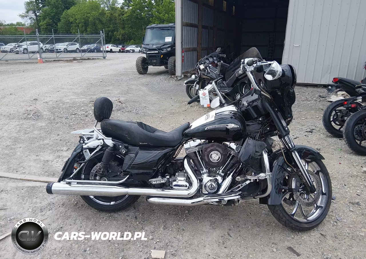 2012 Harley-Davidson Flhxse3 Cvo Street Glide VIN:1HD1PZ817CB956567 - 13