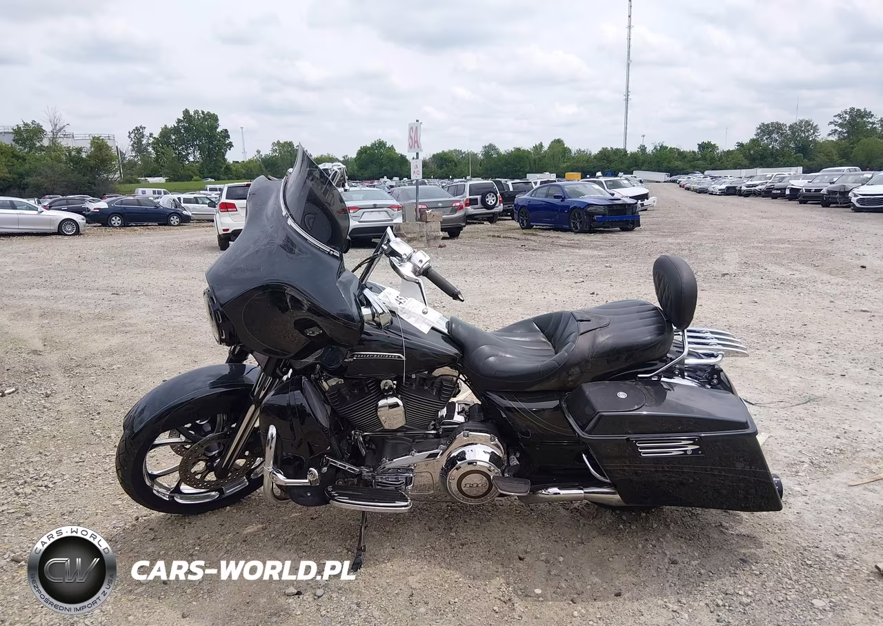 2012 Harley-Davidson Flhxse3 Cvo Street Glide VIN:1HD1PZ817CB956567 - 14