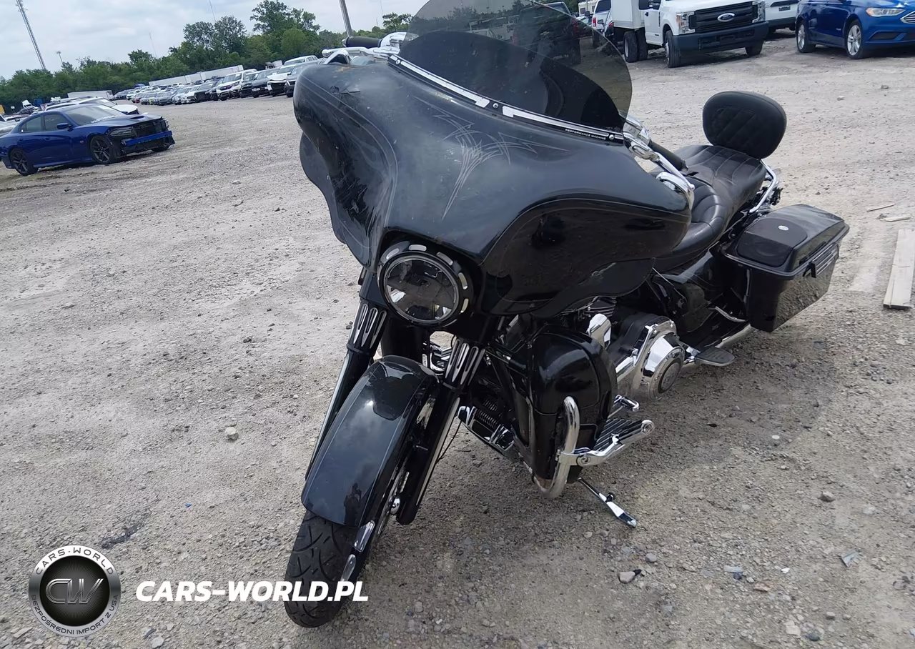 2012 Harley-Davidson Flhxse3 Cvo Street Glide VIN:1HD1PZ817CB956567 - 2
