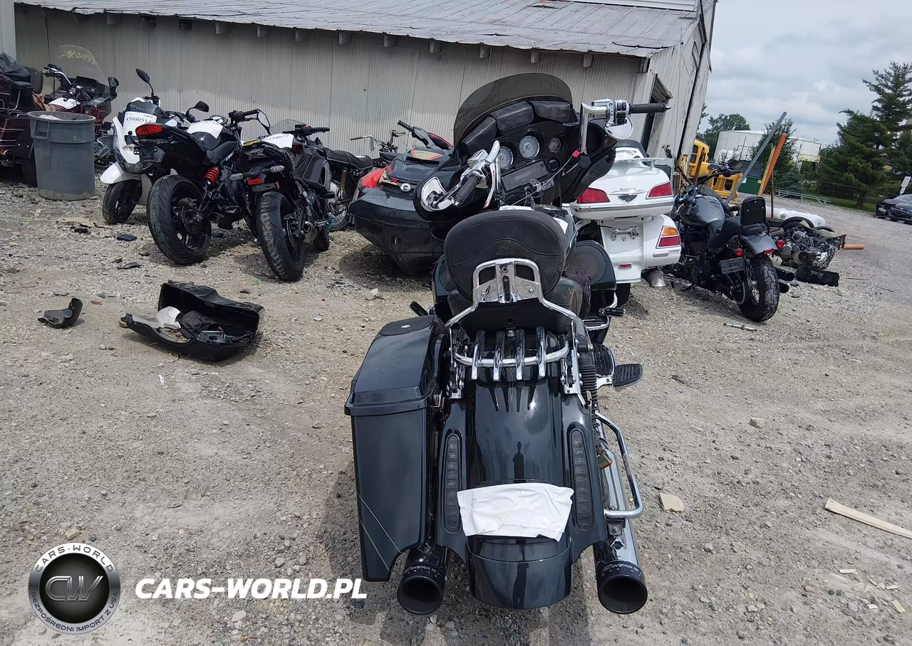 2012 Harley-Davidson Flhxse3 Cvo Street Glide VIN:1HD1PZ817CB956567 - 6