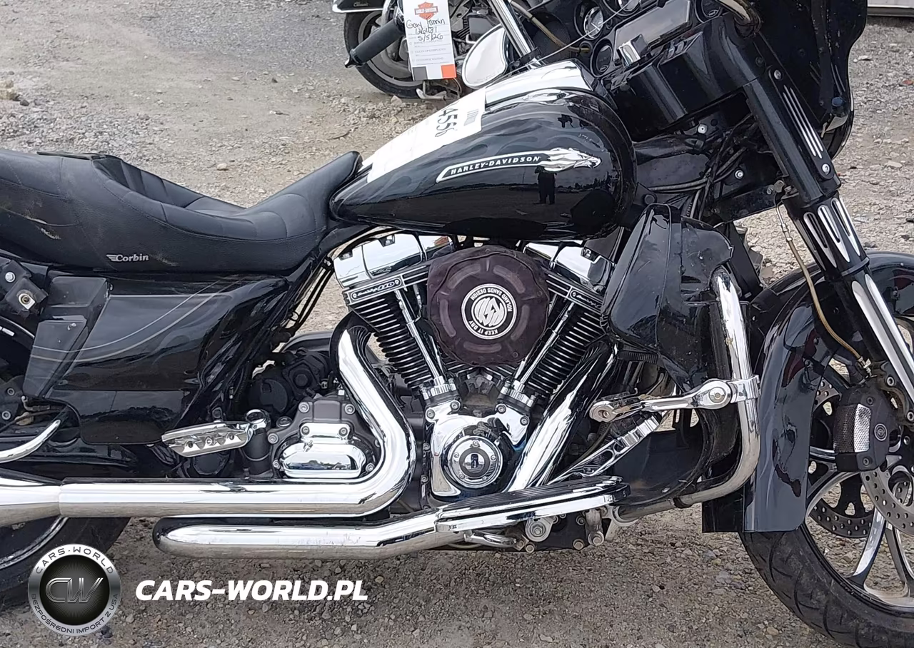 2012 Harley-Davidson Flhxse3 Cvo Street Glide VIN:1HD1PZ817CB956567 - 8