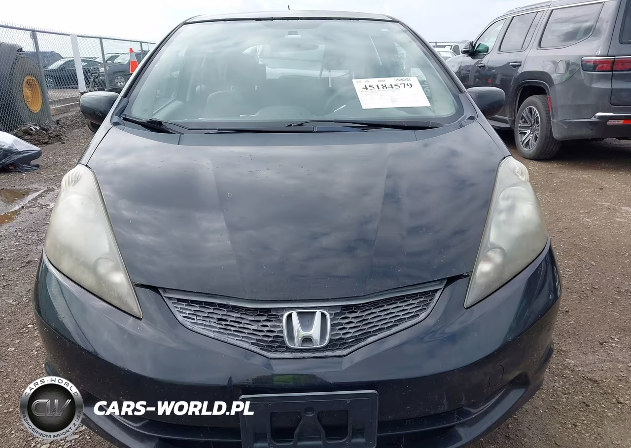 2013 Honda Fit VIN:JHMGE8H30DC008261 - 12