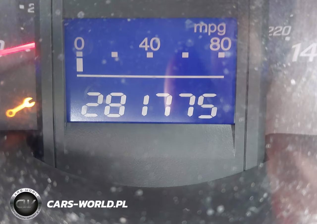 2013 Honda Fit VIN:JHMGE8H30DC008261 - 15