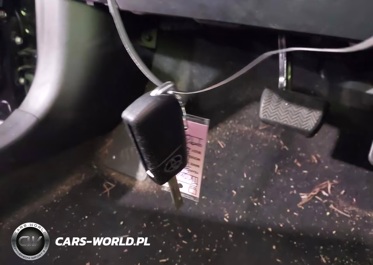 2022 Toyota Corolla Le VIN:5YFEPMAE6NP340608 - 11