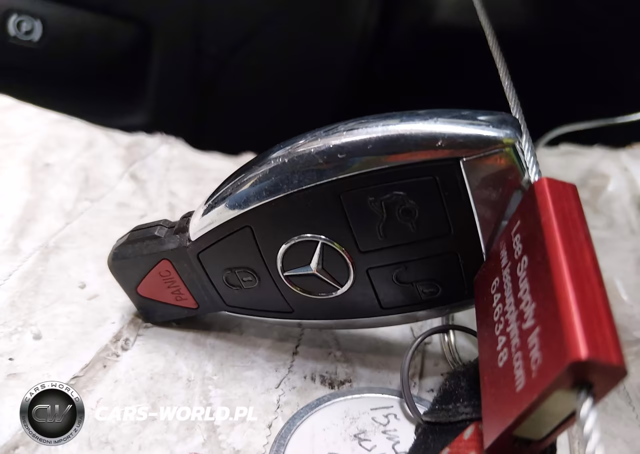 2015 Mercedes-Benz C 350 Sport VIN:WDDGJ5HB8FG369886 - 11