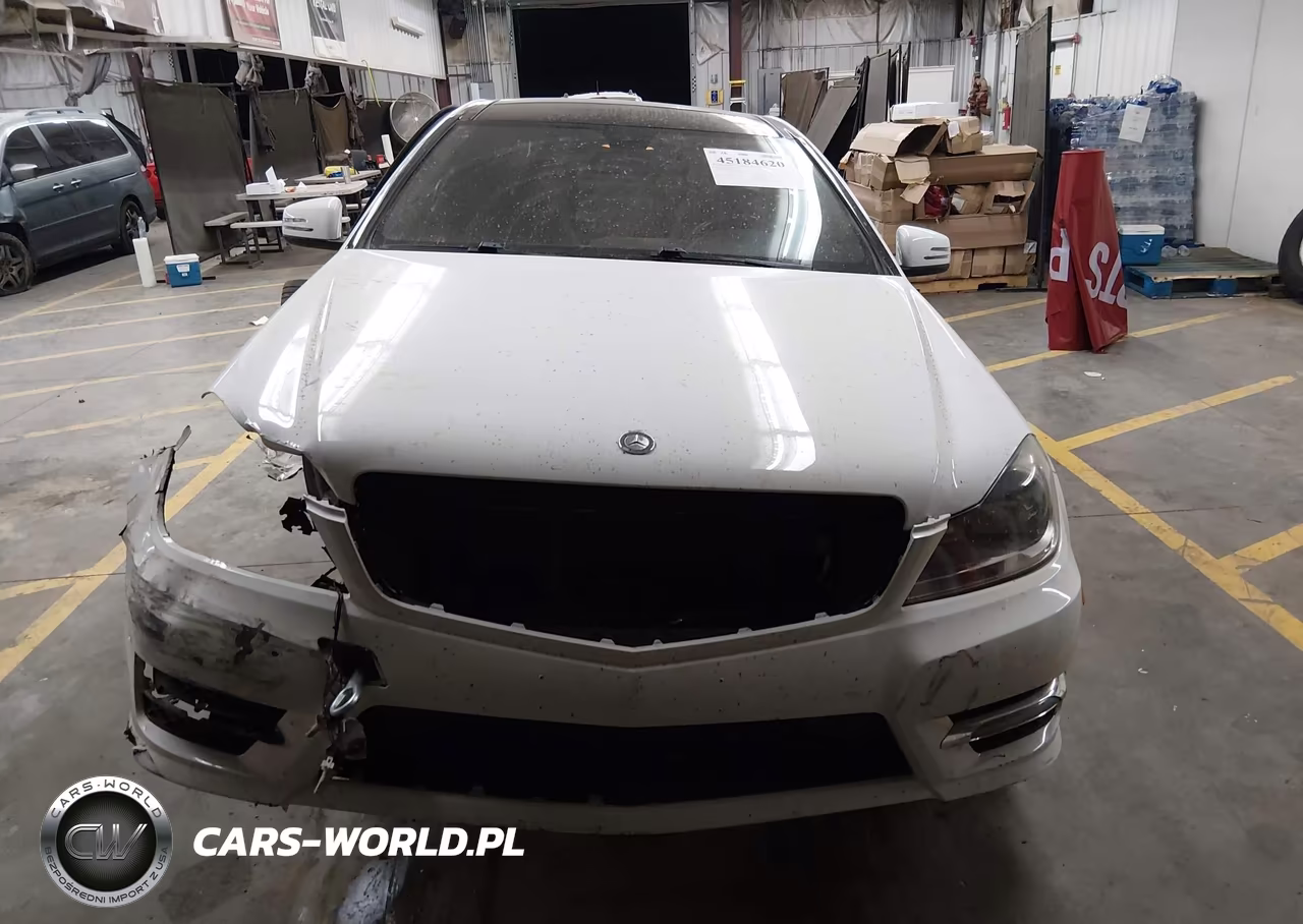 2015 Mercedes-Benz C 350 Sport VIN:WDDGJ5HB8FG369886 - 13