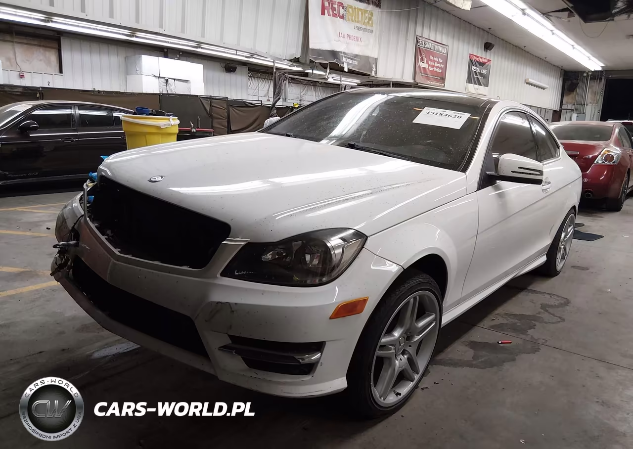 2015 Mercedes-Benz C 350 Sport VIN:WDDGJ5HB8FG369886 - 2