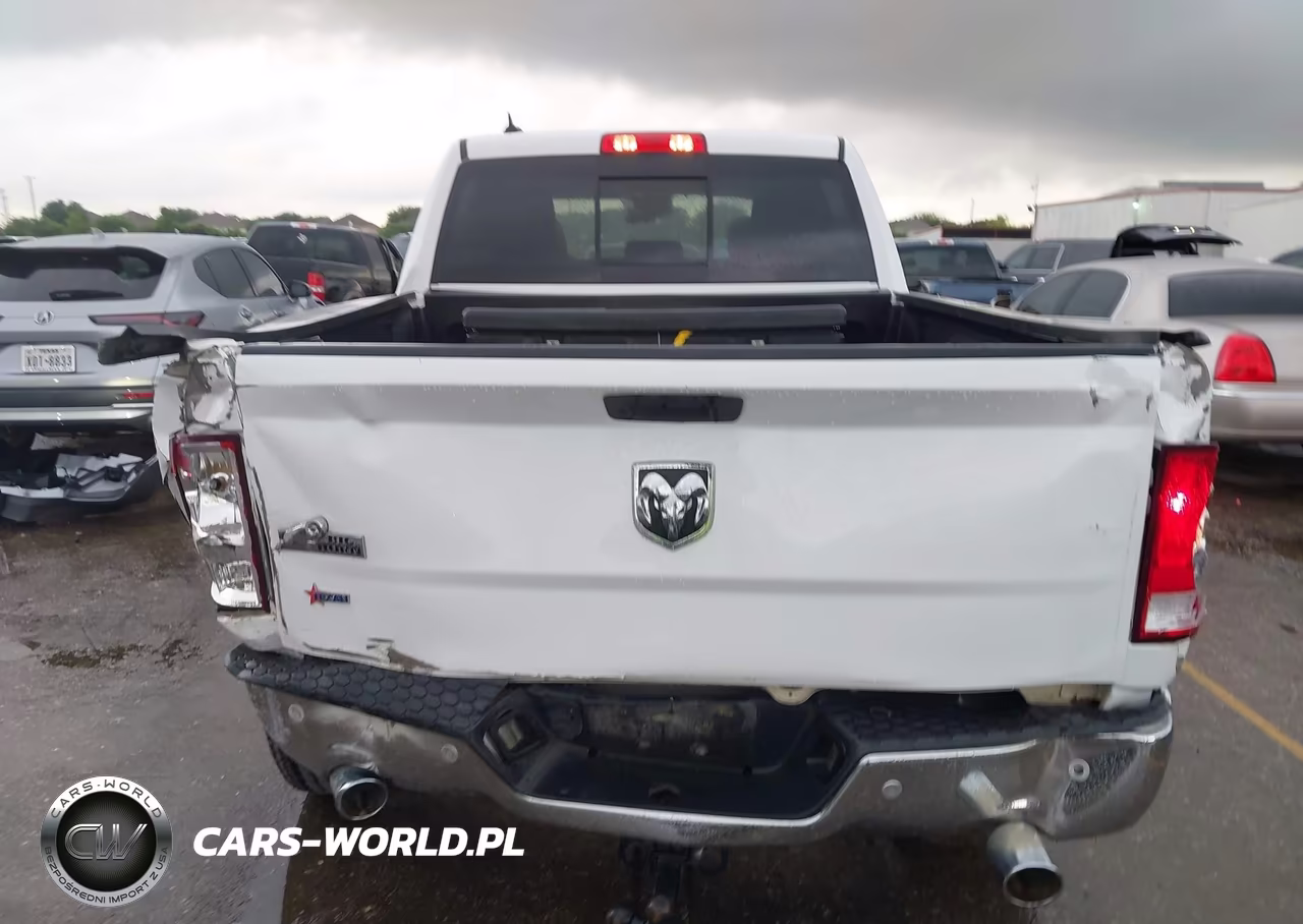 2019 Ram 1500 Classic VIN:1C6RR6TT6KS562232 - 16