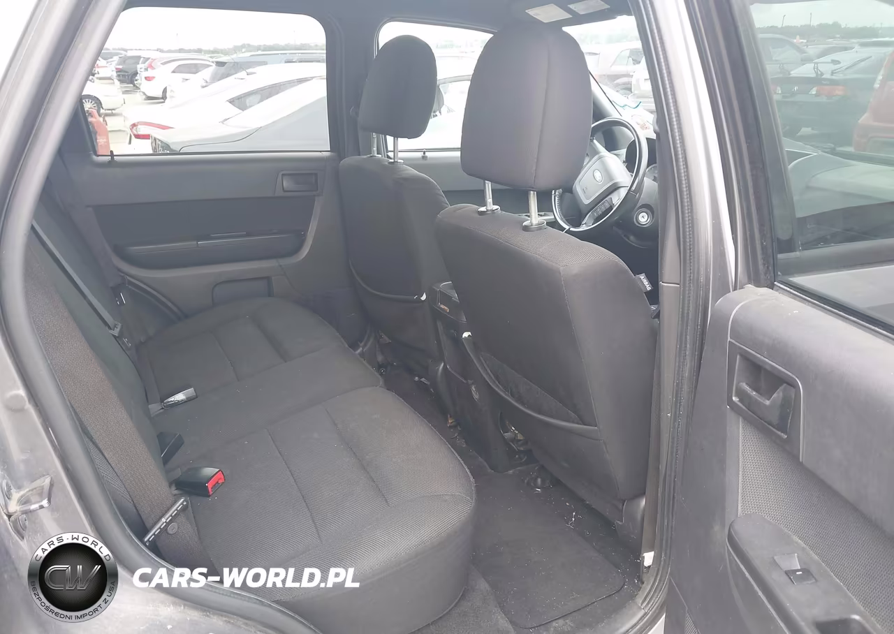 2010 Ford Escape Xlt VIN:1FMCU9DG9AKC05881 - 8