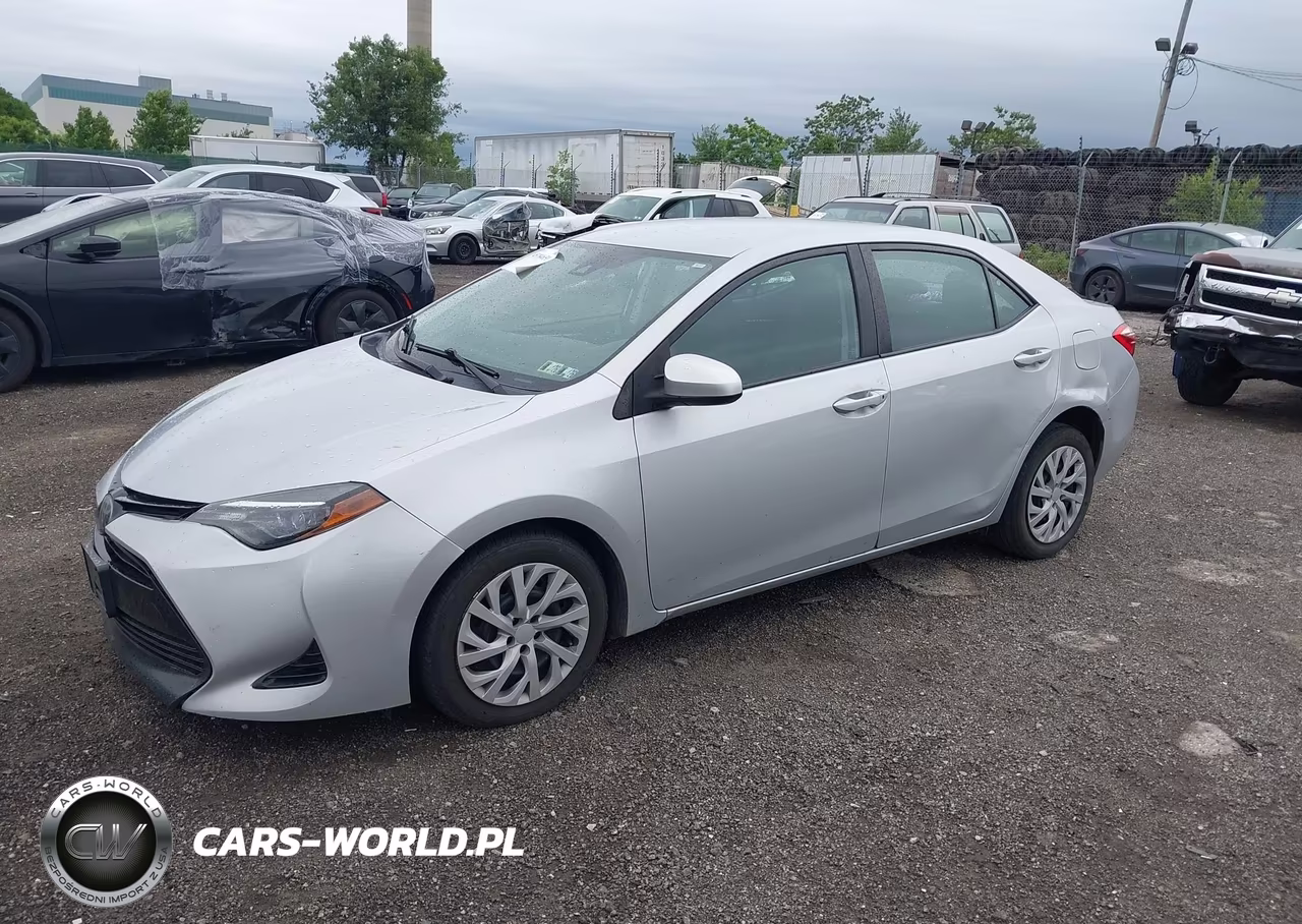 2017 Toyota Corolla Le VIN:2T1BURHE8HC885454 - 2