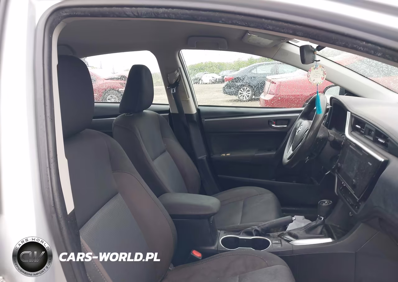 2017 Toyota Corolla Le VIN:2T1BURHE8HC885454 - 5