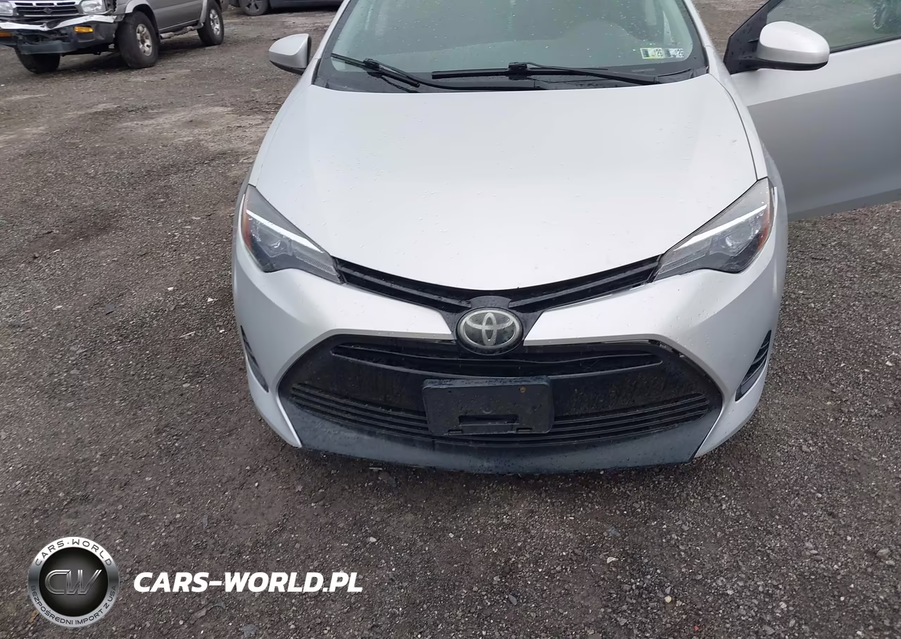 2017 Toyota Corolla Le VIN:2T1BURHE8HC885454 - 6