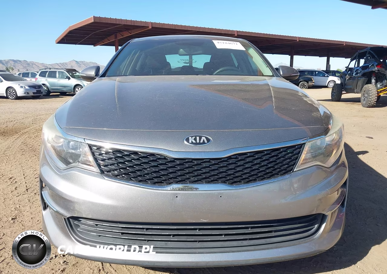 2017 Kia Optima Lx VIN:5XXGT4L32HG123943 - 12