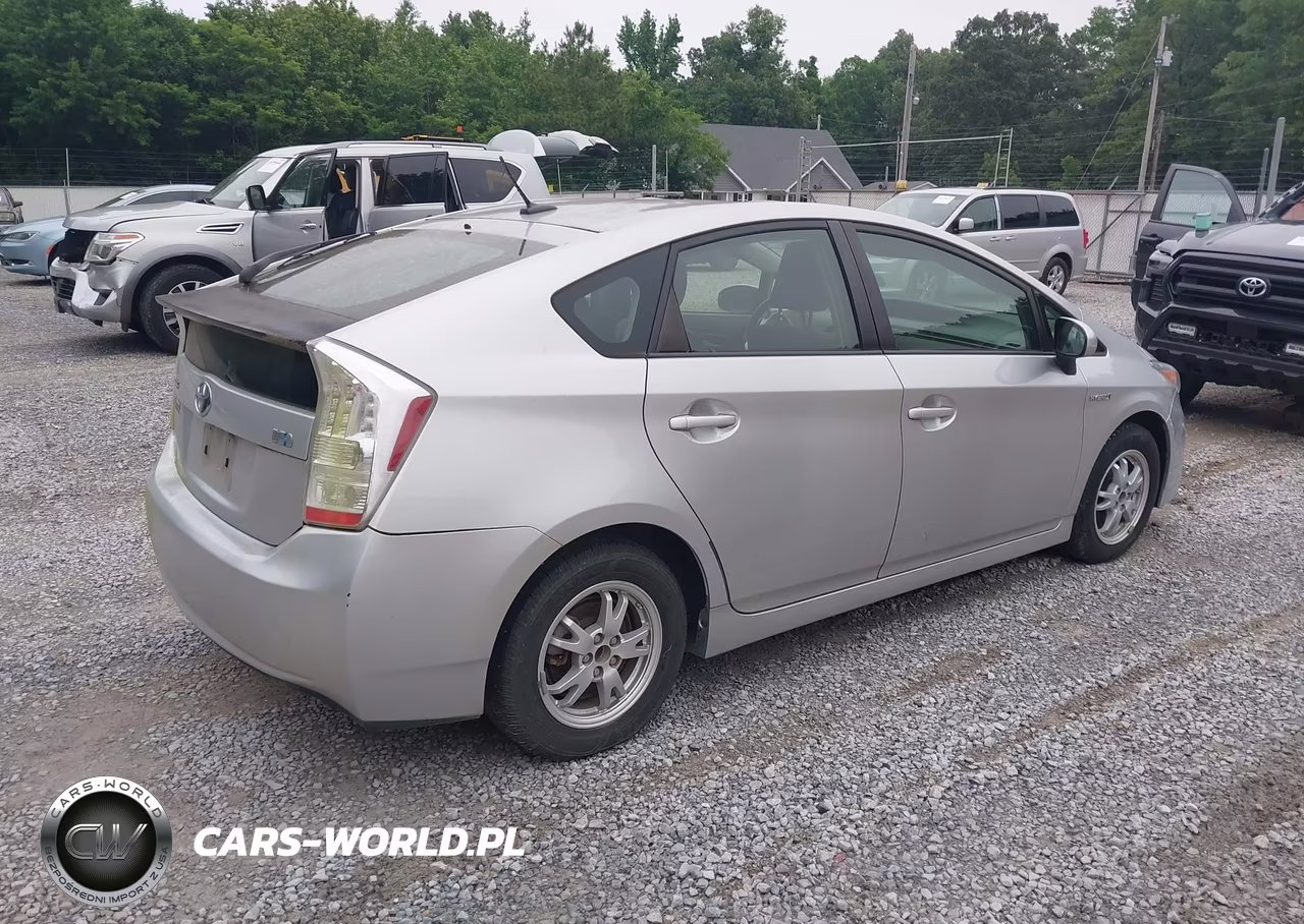 2010 Toyota Prius Ii VIN:JTDKN3DU4A5135902 - 4