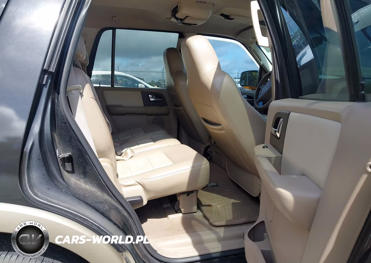 2005 Ford Expedition Eddie Bauer-King Ranch VIN:1FMPU175X5LA13981 - 8