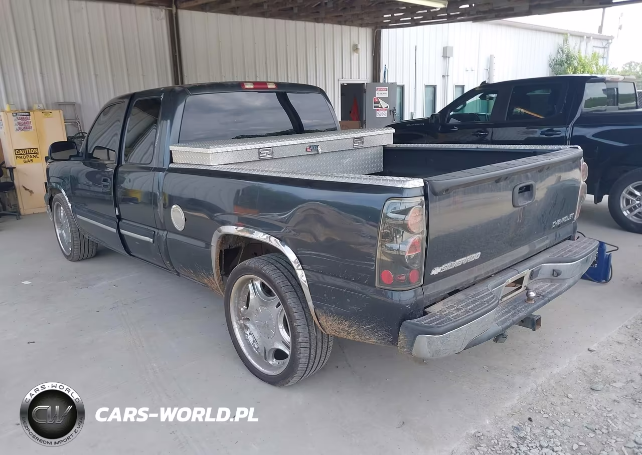 2003 Chevrolet Silverado 1500 Ls VIN:2GCEC19V031235315 - 3