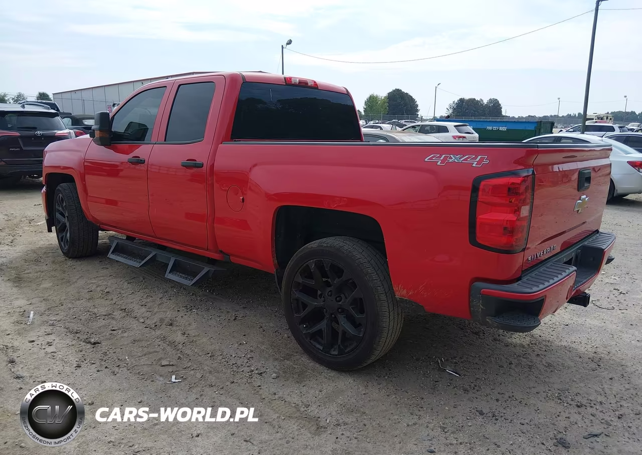 2017 Chevrolet Silverado 1500 Custom VIN:1GCVKPEC8HZ372110 - 3