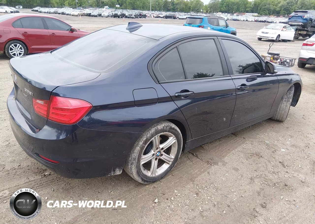 2013 BMW 328I xDrive VIN:WBA3B3G52DNR80587 - 4