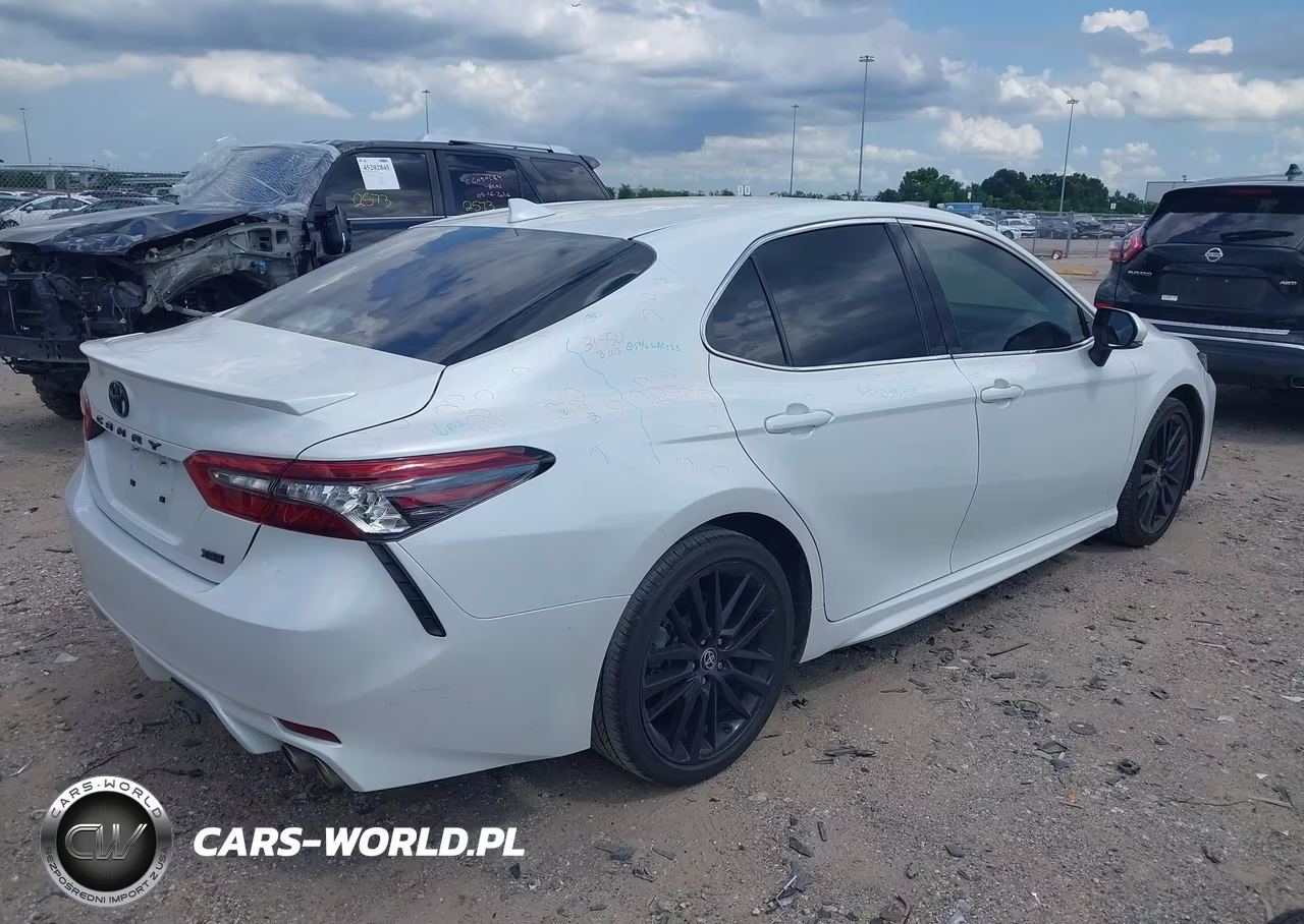 2022 Toyota Camry Xse VIN:4T1K61AK8NU048600 - 4