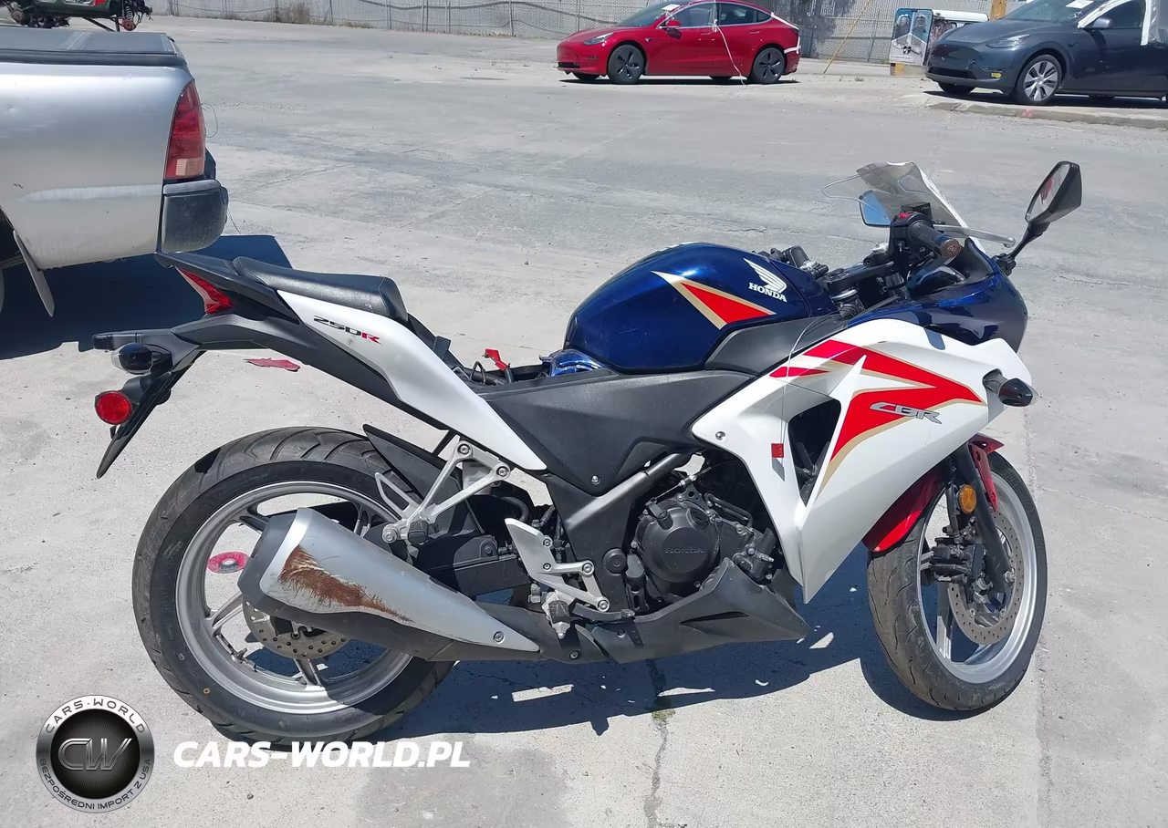 2012 Honda Cbr250 R VIN:MLHMC4101C5200565 - 11