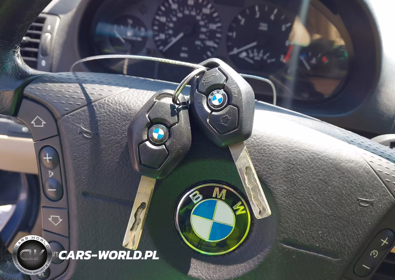 2002 BMW 325Xi VIN:WBAEU33452PH85300 - 11