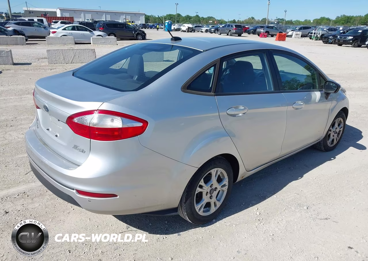 2014 Ford Fiesta Se VIN:3FADP4BJ5EM110532 - 4