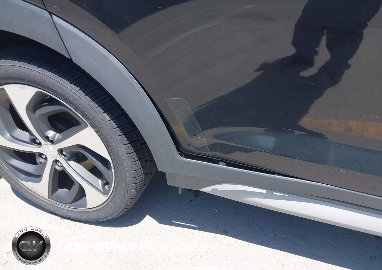 2017 Hyundai Tucson Sport VIN:KM8J33A21HU371651 - 6