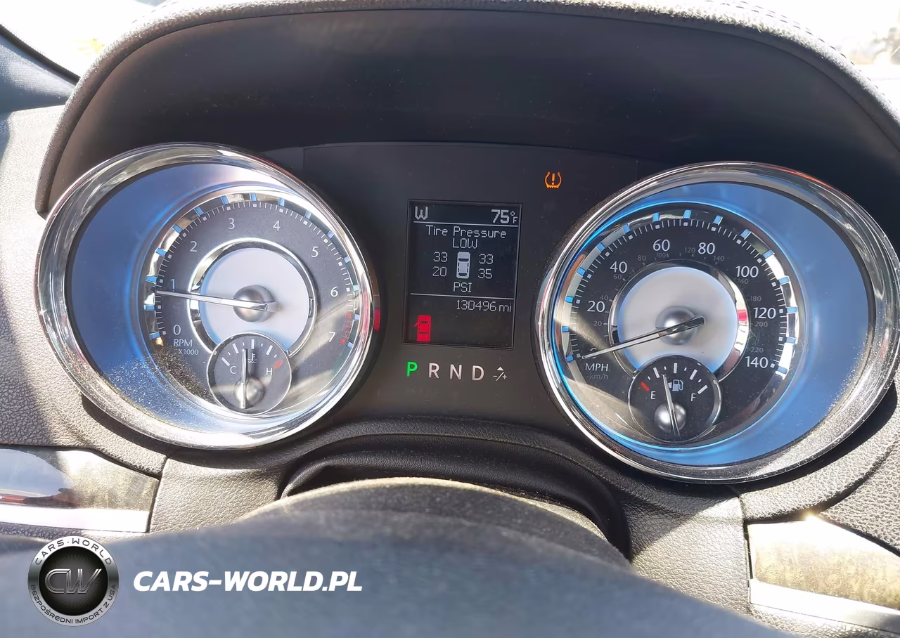2011 Chrysler 300 Limited VIN:2C3CA5CG3BH529946 - 7