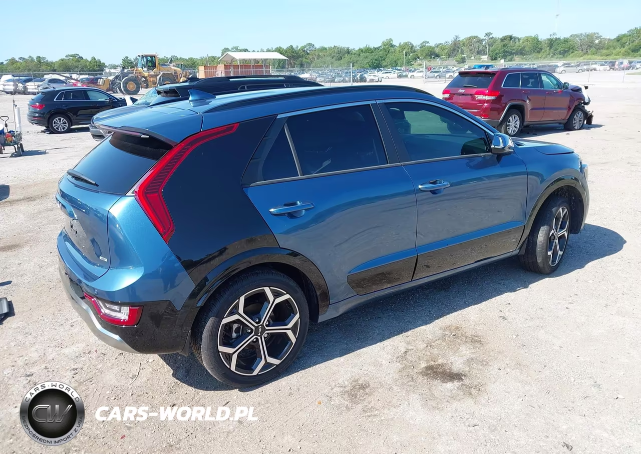 2025 Kia Niro Sx Touring VIN:KNDCT3LE3S5249184 - 4