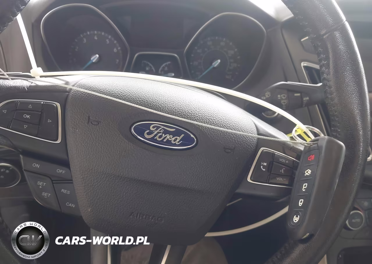 2018 Ford Focus Titanium VIN:1FADP3J29JL273586 - 11