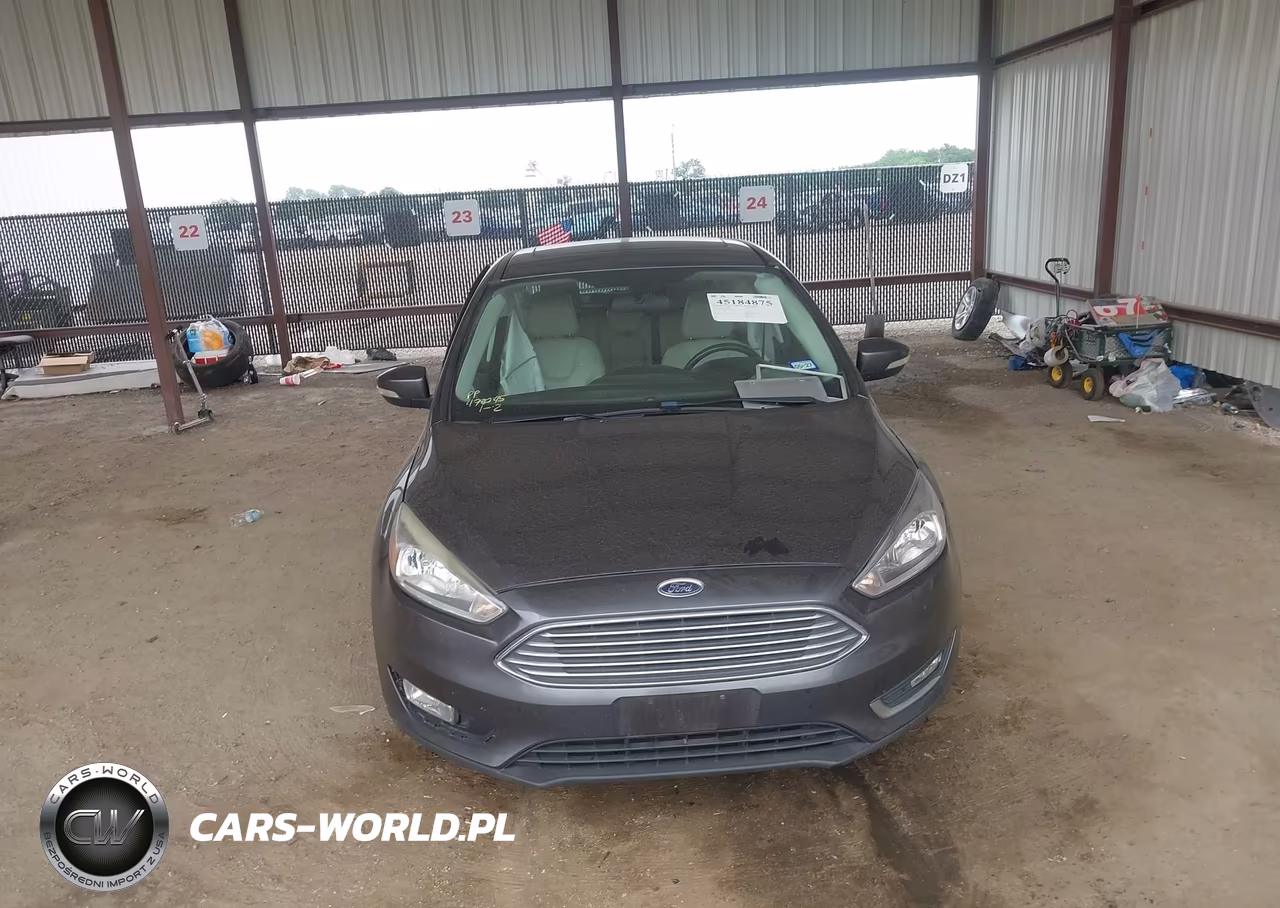 2018 Ford Focus Titanium VIN:1FADP3J29JL273586 - 12