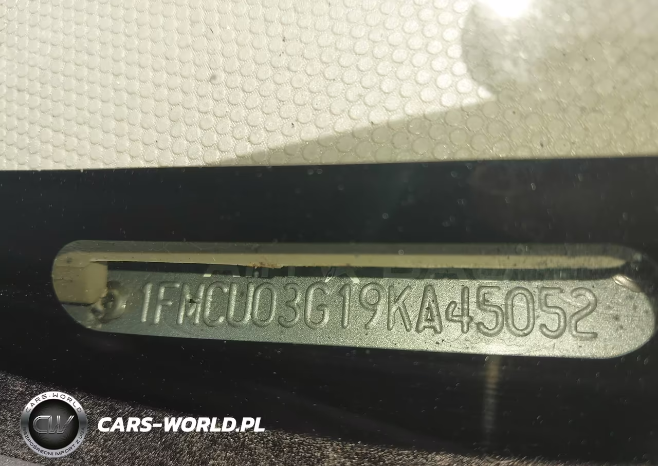 2009 Ford Escape Xlt VIN:1FMCU03G19KA45052 - 17