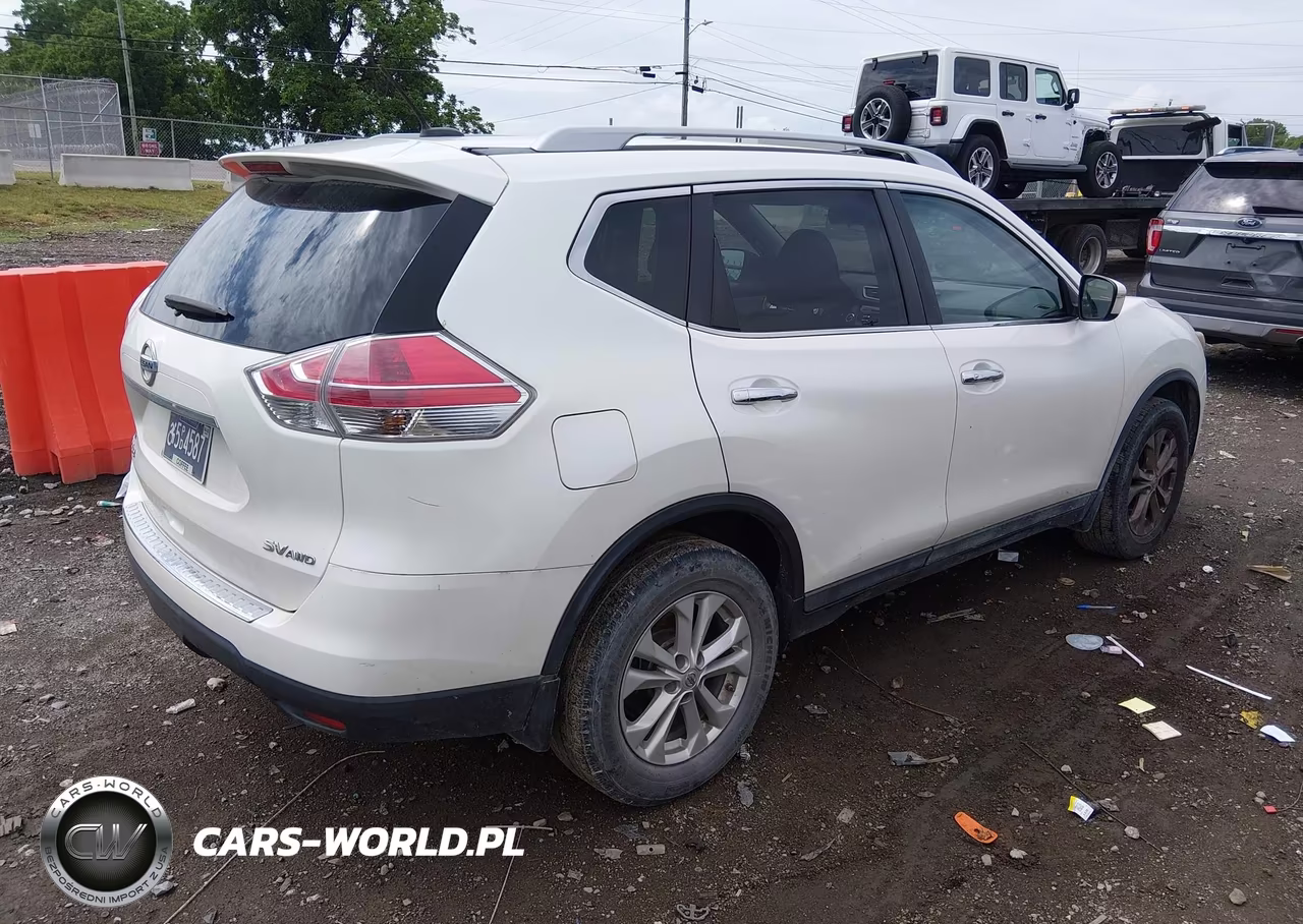 2015 Nissan Rogue Sv VIN:5N1AT2MVXFC793629 - 4