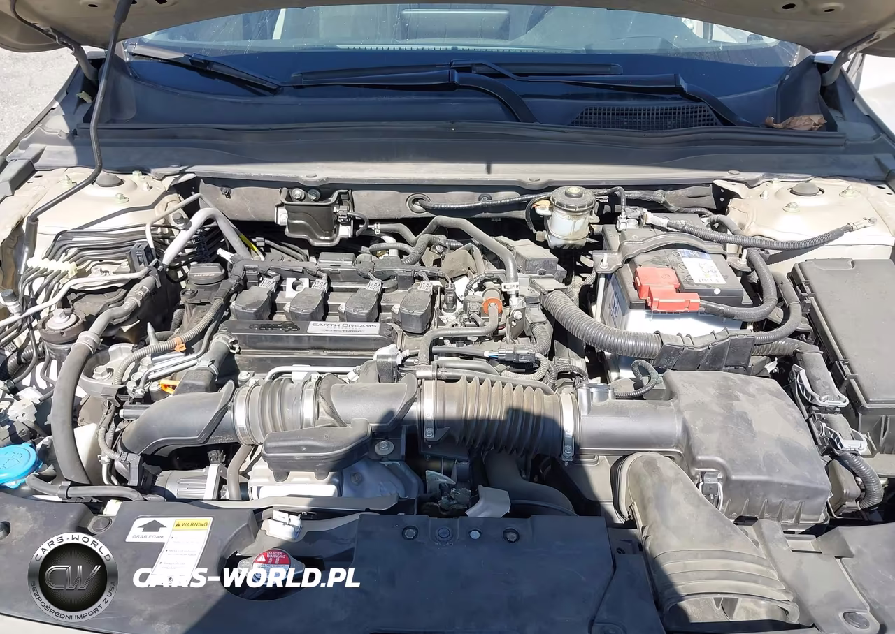 2018 Honda Accord Touring VIN:1HGCV1F97JA111779 - 10