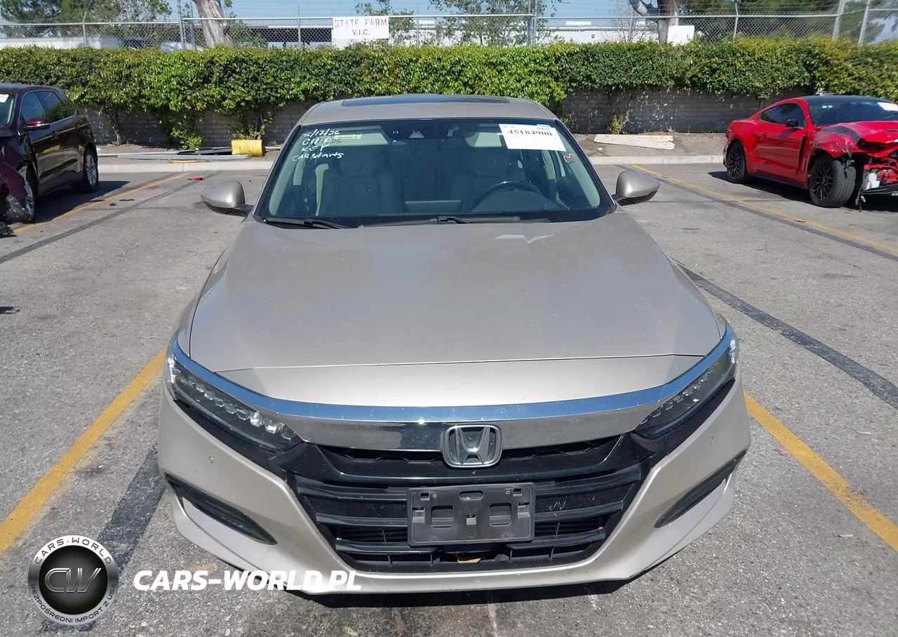 2018 Honda Accord Touring VIN:1HGCV1F97JA111779 - 12