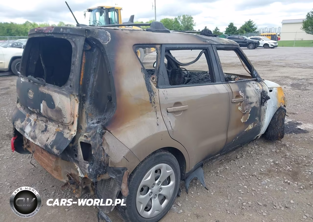 2014 Kia Soul VIN:KNDJN2A25E7031812 - 4