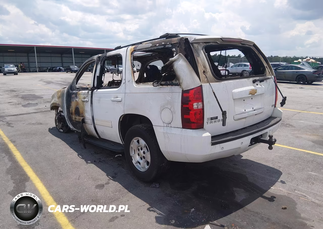 2012 Chevrolet Tahoe Lt VIN:1GNSCBE06CR186431 - 3