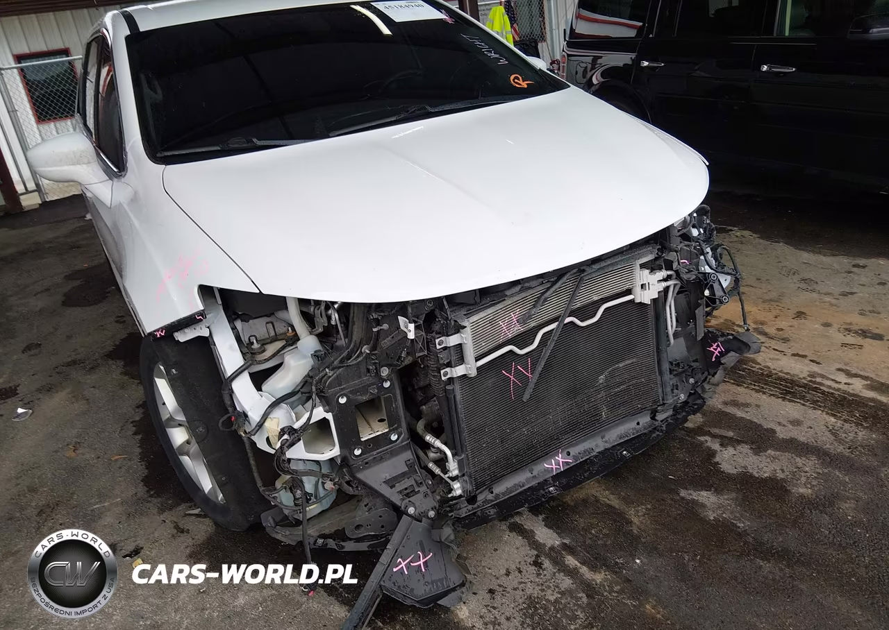 2019 Chrysler Pacifica Touring Plus VIN:2C4RC1FGXKR714767 - 19