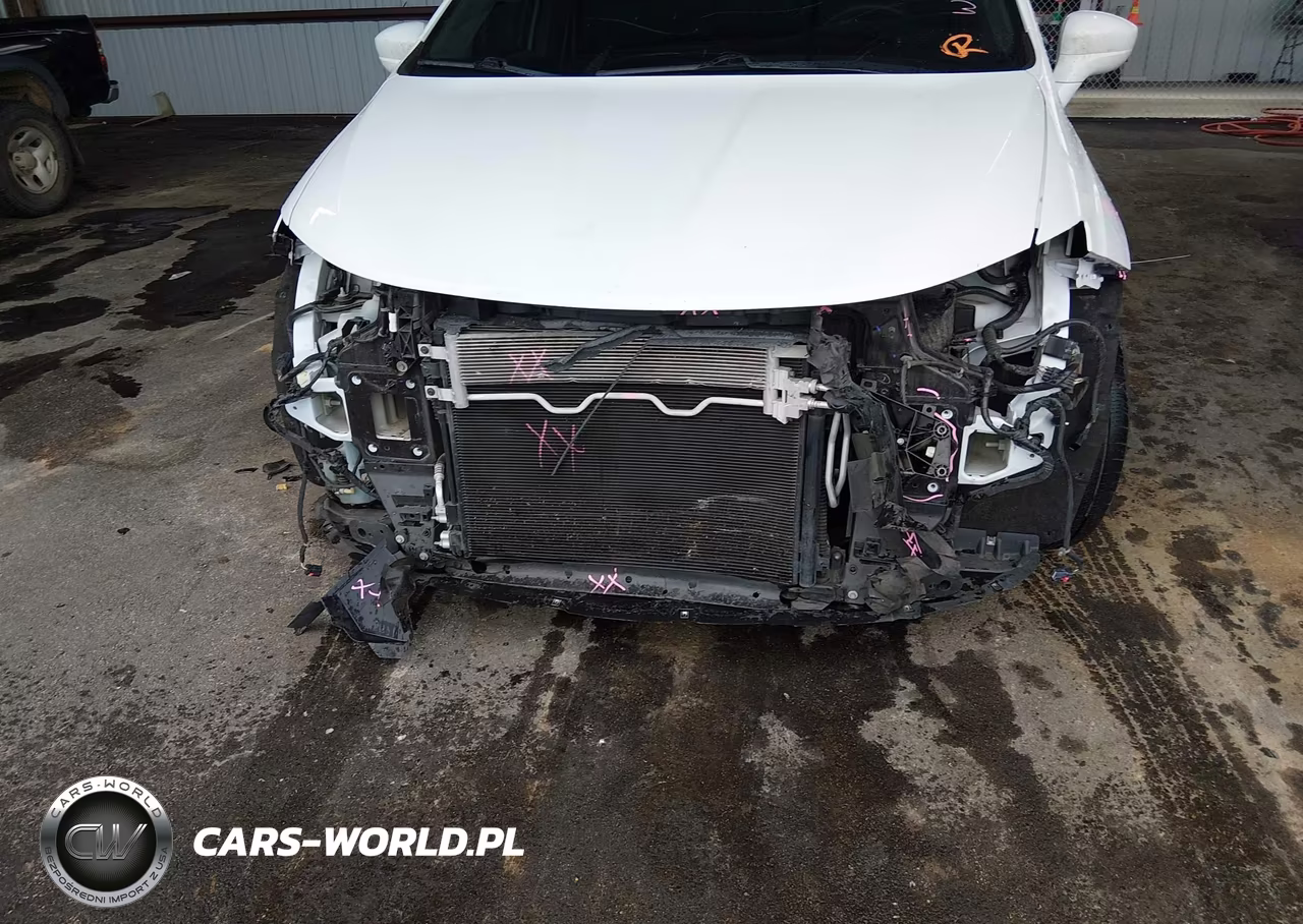 2019 Chrysler Pacifica Touring Plus VIN:2C4RC1FGXKR714767 - 6